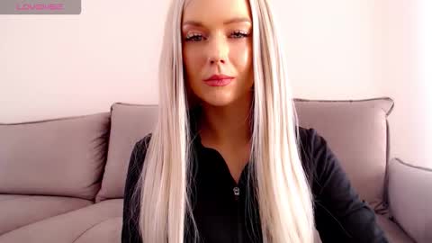 Isabella online show from March 2, 9:38 am