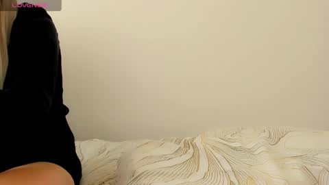 Isabella online show from May 22, 10:24 am