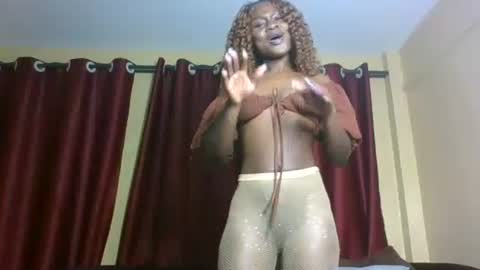 linsey online show from May 25, 12:26 pm