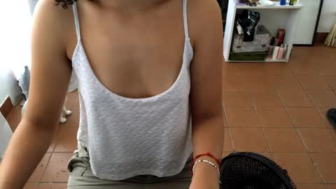 Mlian online show from April 27, 4:48 pm