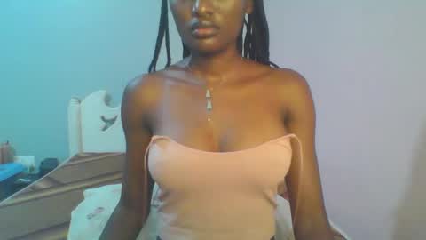 diva online show from May 13, 2:39 am