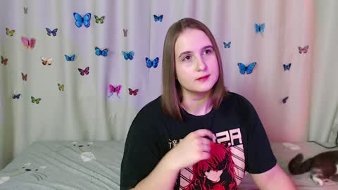 Snapshot of phantommira chatting on January 14, 7:11 pm phantommira online show from January 14, 7:11 pm