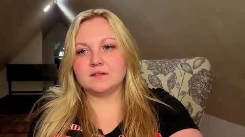 PhatAssBlond online show from May 7, 2:49 am