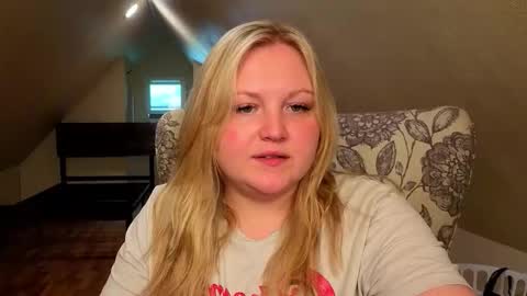 PhatAssBlond online show from May 16, 8:52 pm