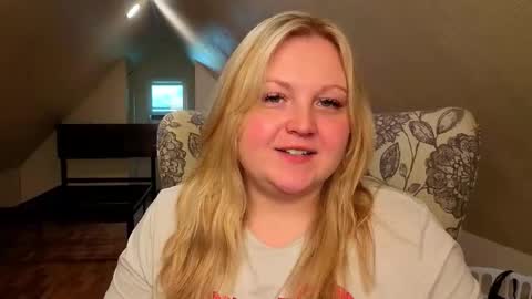 PhatAssBlond online show from May 16, 9:03 pm