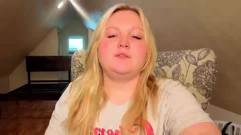 PhatAssBlond online show from May 16, 8:41 pm