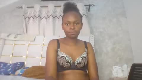 phoebe online show from February 1, 9:13 pm