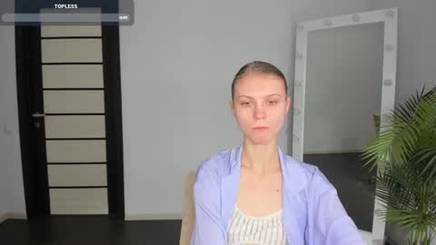 Phoebe online show from January 13, 11:19 am