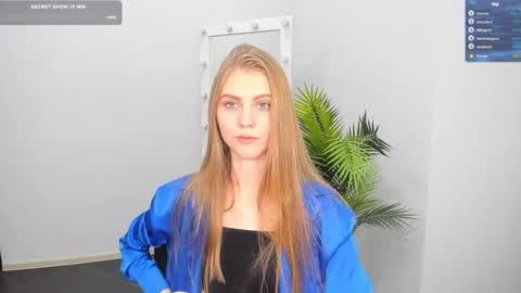 Phoebe online show from March 11, 10:07 am