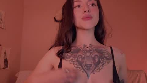phoenixx_x online show from May 16, 4:59 am
