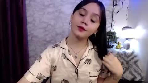 Ms Pia online show from March 19, 11:14 am