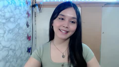 Ms Pia online show from April 27, 7:11 pm