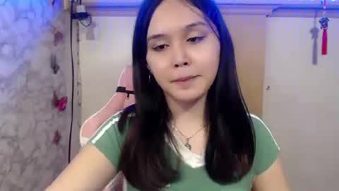 Ms Pia online show from May 6, 11:53 pm