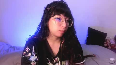  PIA FISHER  online show from November 13, 1:15 am