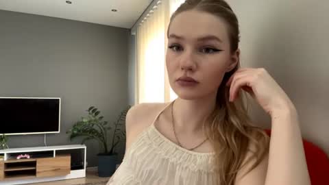 Kristie online show from June 14, 11:05 pm