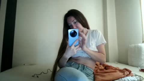 Moonie online show from October 12, 3:03 pm