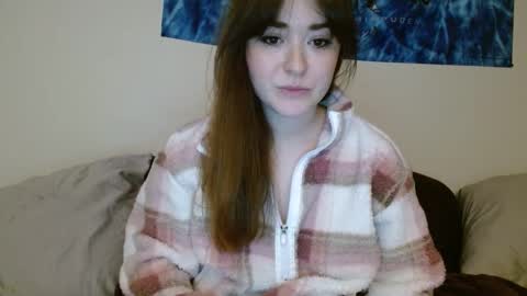 Snapshot of pillogoddess chatting on January 7, 8:03 am PilloGoddess online show from January 7, 8:03 am