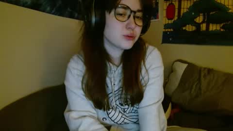 Snapshot of pillogoddess chatting on January 25, 6:55 am PilloGoddess online show from January 25, 6:55 am