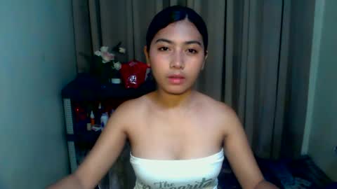 pinay_aangel online show from May 19, 10:44 am