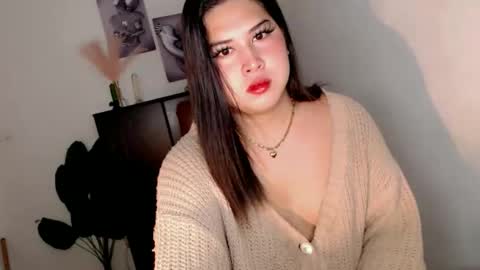 Ivy Morningstar online show from May 17, 1:16 am