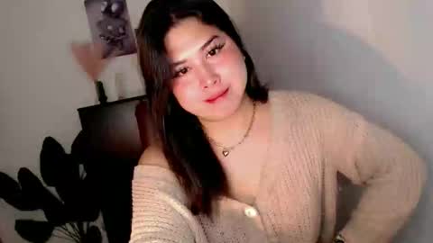 Ivy Morningstar online show from April 29, 2:37 am
