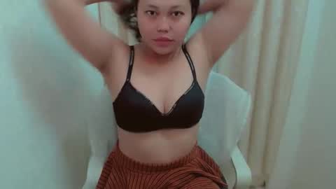 pinay_juliet online show from May 23, 7:23 pm