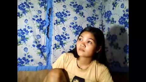 pinay_just18th online show from April 8, 11:45 am