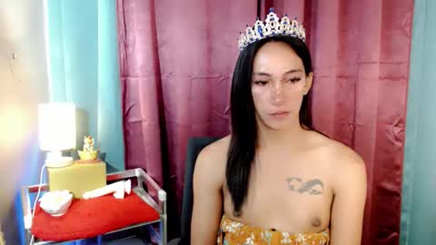 lucyLove online show from May 5, 2:14 am
