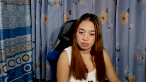 pinay_singlemomxs online show from April 6, 6:20 pm