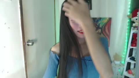 Snapshot of pinayjessaxxx chatting on December 11, 2:30 am pinayjessaxxx online show from December 11, 2:30 am