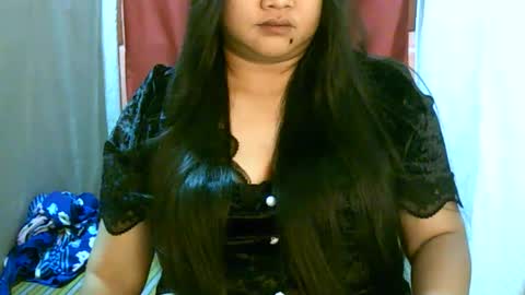 pinayjona online show from May 4, 1:48 pm