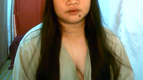pinayjona online show from January 12, 1:05 pm
