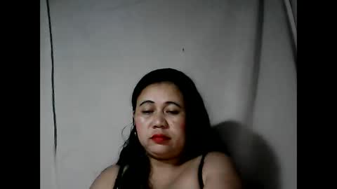 pinaymama12345 online show from January 12, 2:19 pm