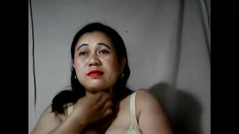pinaymama12345 online show from January 11, 1:22 pm