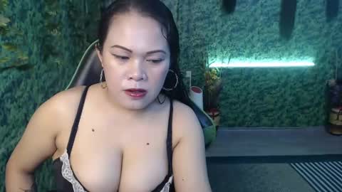 Snapshot of pinaymistress1983 chatting on February 23, 10:16 pm PnayMistress1983 online show from February 23, 10:16 pm