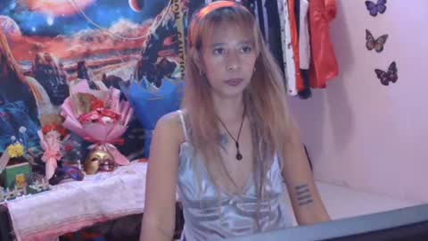 pinaymorena_renelda online show from June 16, 5:08 am