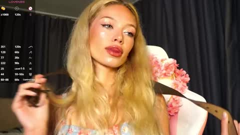 Kate online show from September 29, 5:40 pm