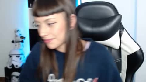 Emily online show from February 19, 6:18 pm