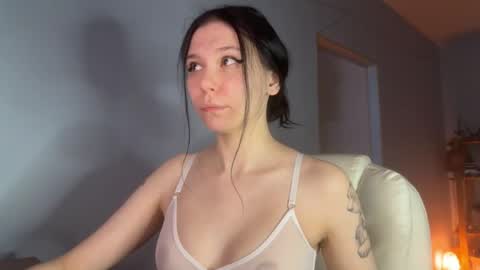 pinkdollylovv online show from April 30, 8:57 pm