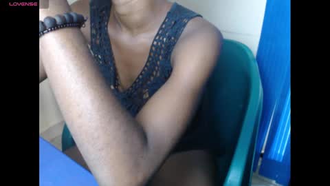 pinknjuicyx online show from December 22, 9:00 am