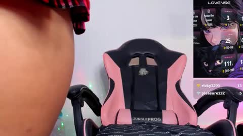 Sarah .. online show from November 23, 11:06 pm