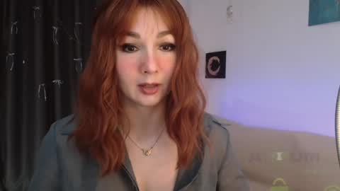Perlita online show from May 23, 2:59 pm