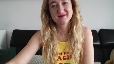 Nice Women  online show from April 9, 11:15 am