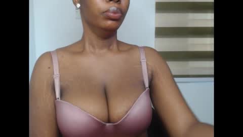 pinkxsugar online show from November 9, 2:57 pm