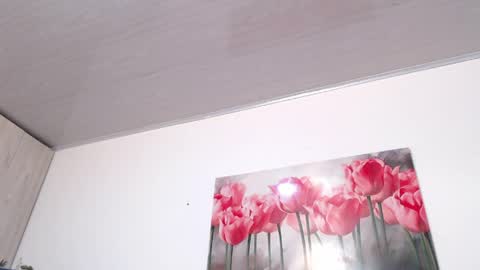 pinky_f00x online show from May 8, 8:21 pm