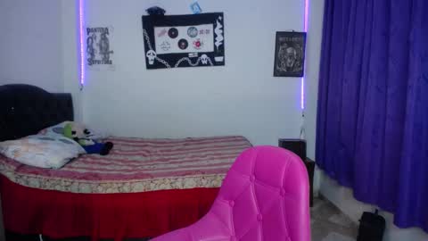 VIOLETA LOPEZ online show from November 29, 2:54 pm