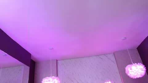 pinky_vonny online show from April 3, 11:58 pm