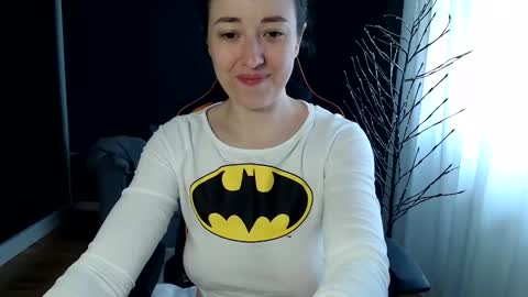 piscesgirl06 online show from May 12, 5:05 am