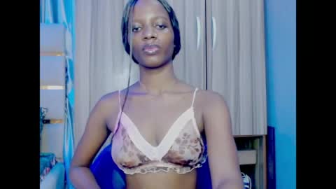 Ella online show from June 14, 6:36 am