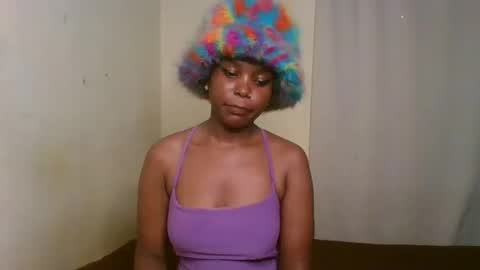Snapshot of pixie_roman chatting on February 11, 11:42 am Majesty online show from February 11, 11:42 am